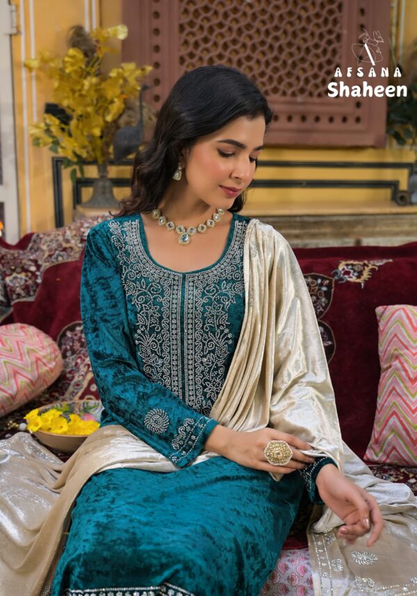 Blue Velvet Suits - Image 2